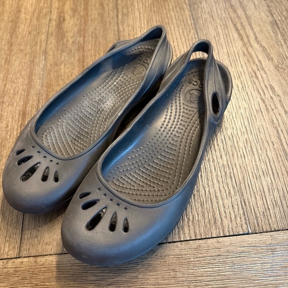 Black crocs flats - Picture 1 of 6